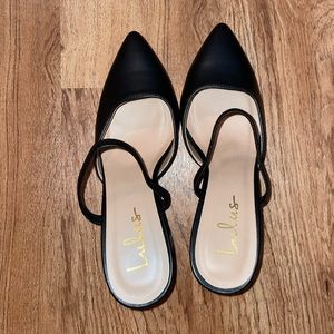 LuLu’s Strap High Block Heel black shoes